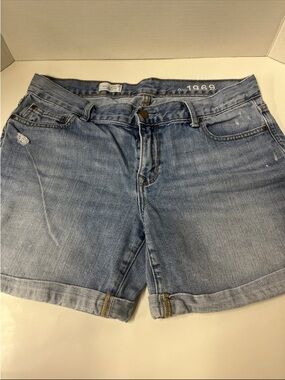 GAP Light Blue Denim Rolled-Hem Shorts